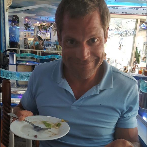 Meet your Posher, Alex - Picture 1 of 1